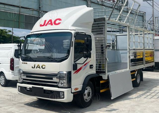 Xe tải JAC: Thùng mui bạt mở bửng