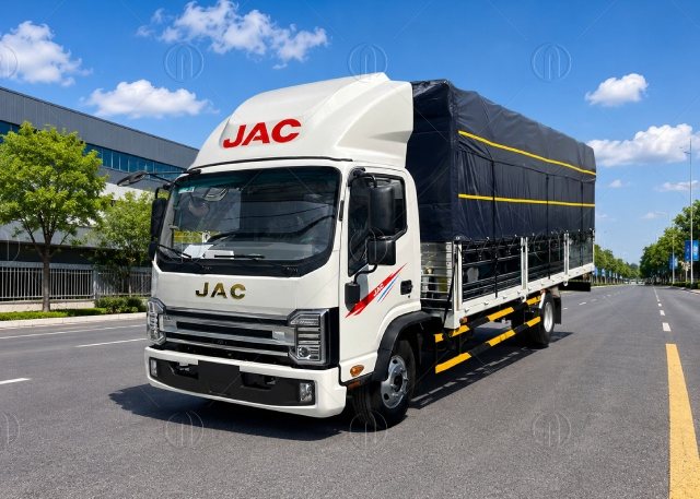 Xe tải JAC: JAC N250SL tại showroom